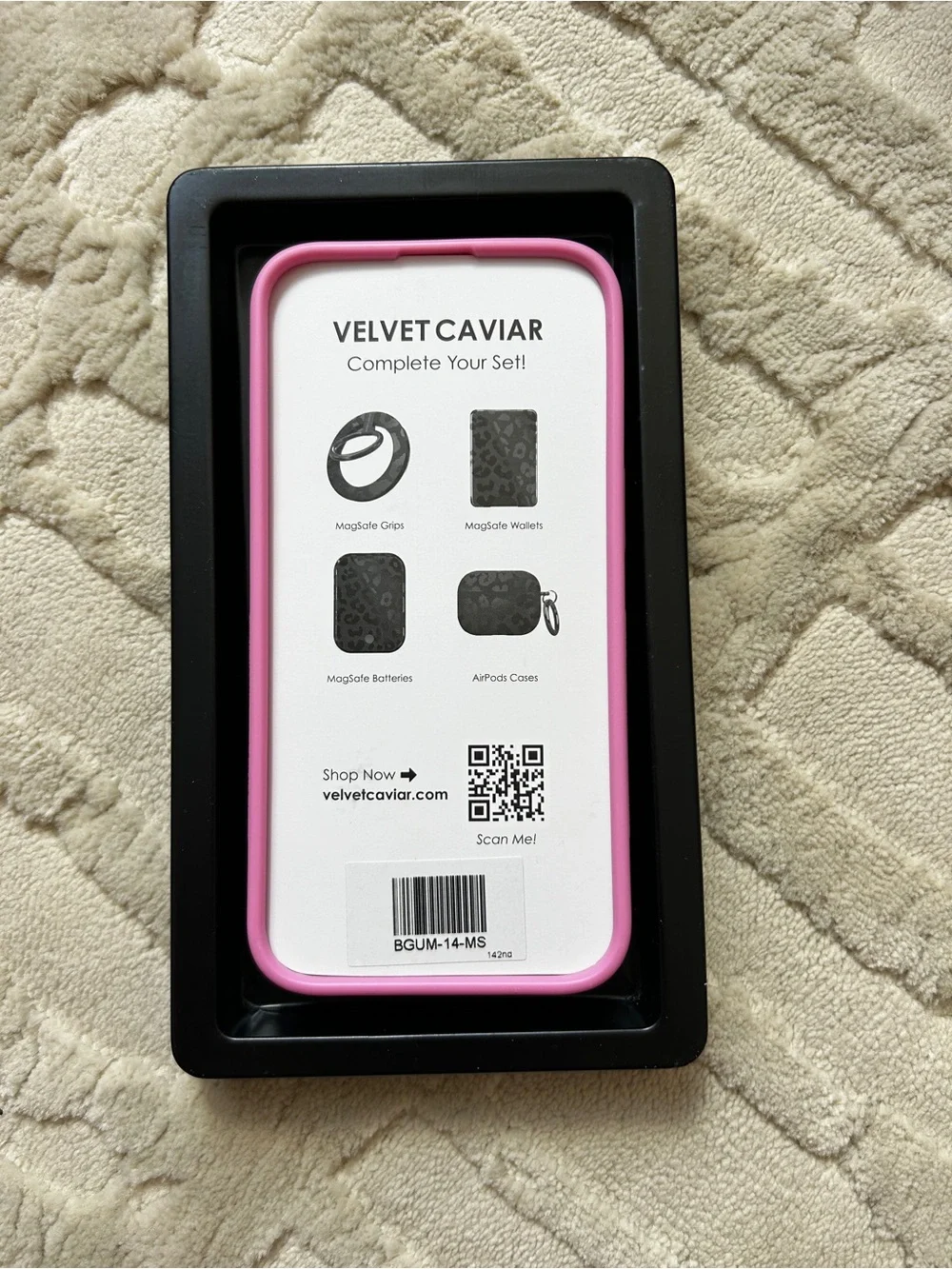 NWT Velvet Caviar ‘Pink Sugar’ iPhone 14 Phone Case, MagSafe